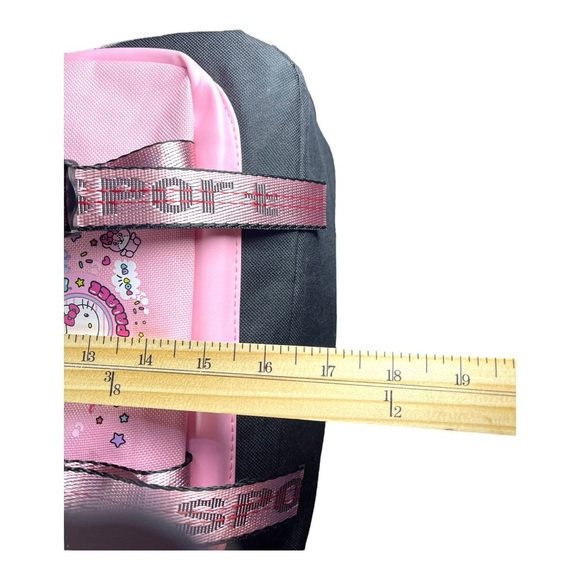 Hello Kitty Backpack - Adorable & Functional! - Picture 6 of 13